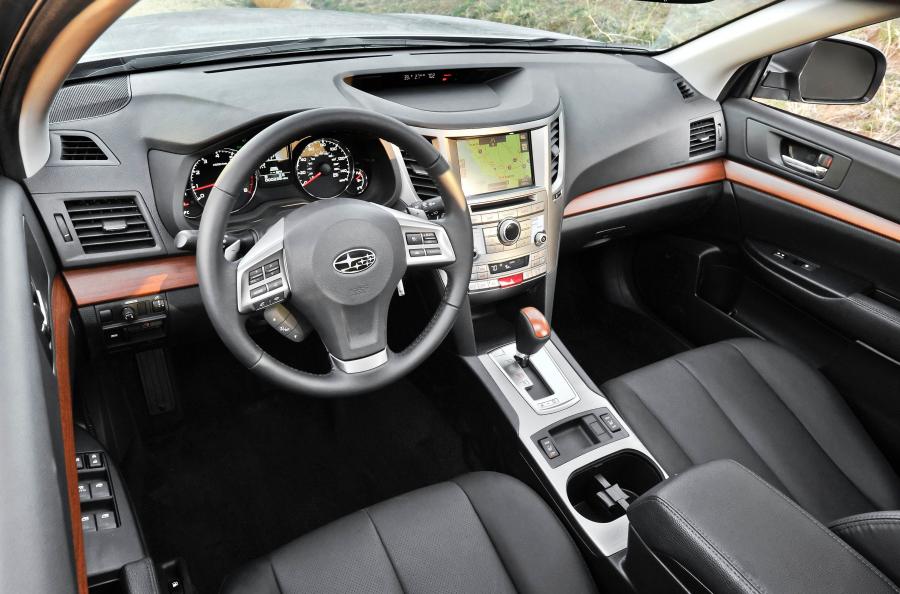  Subaru Outback 2013 года  (фото 3 из 29)
